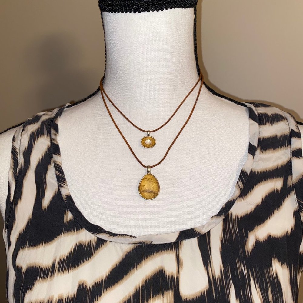 Necklace - Picture 2 of 5